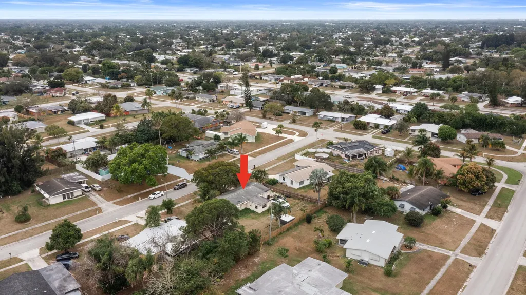 173 SE Placita Court Port St Lucie FL 34983