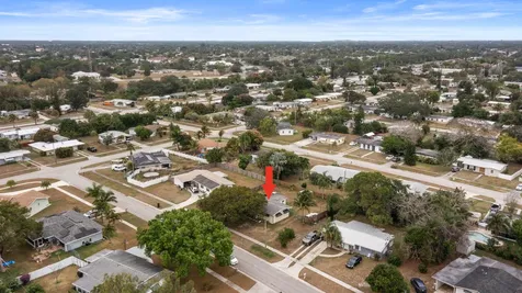 173 SE Placita Court Port St Lucie FL 34983