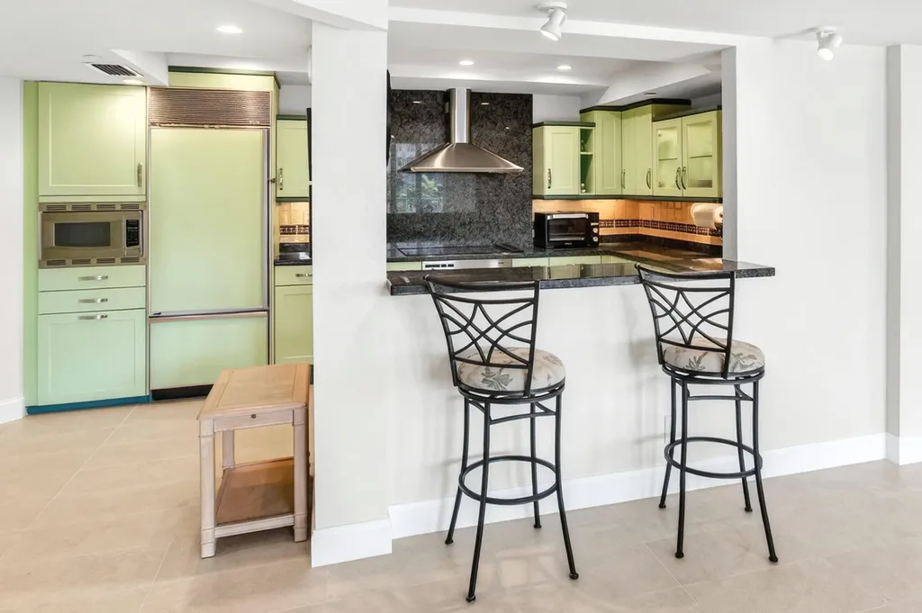 140 SE 5th Avenue Boca Raton FL 33432