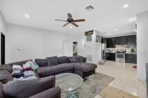 205 NW 27th Terrace Fort Lauderdale FL 33311