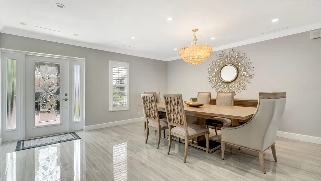 831 Dover Street Boca Raton FL 33487