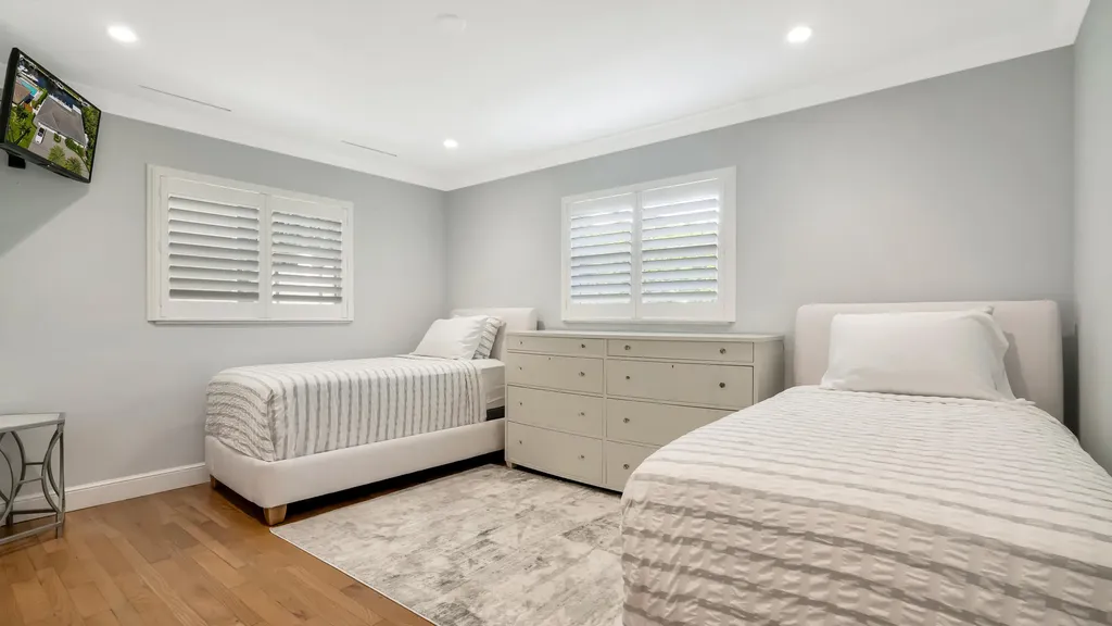 831 Dover Street Boca Raton FL 33487