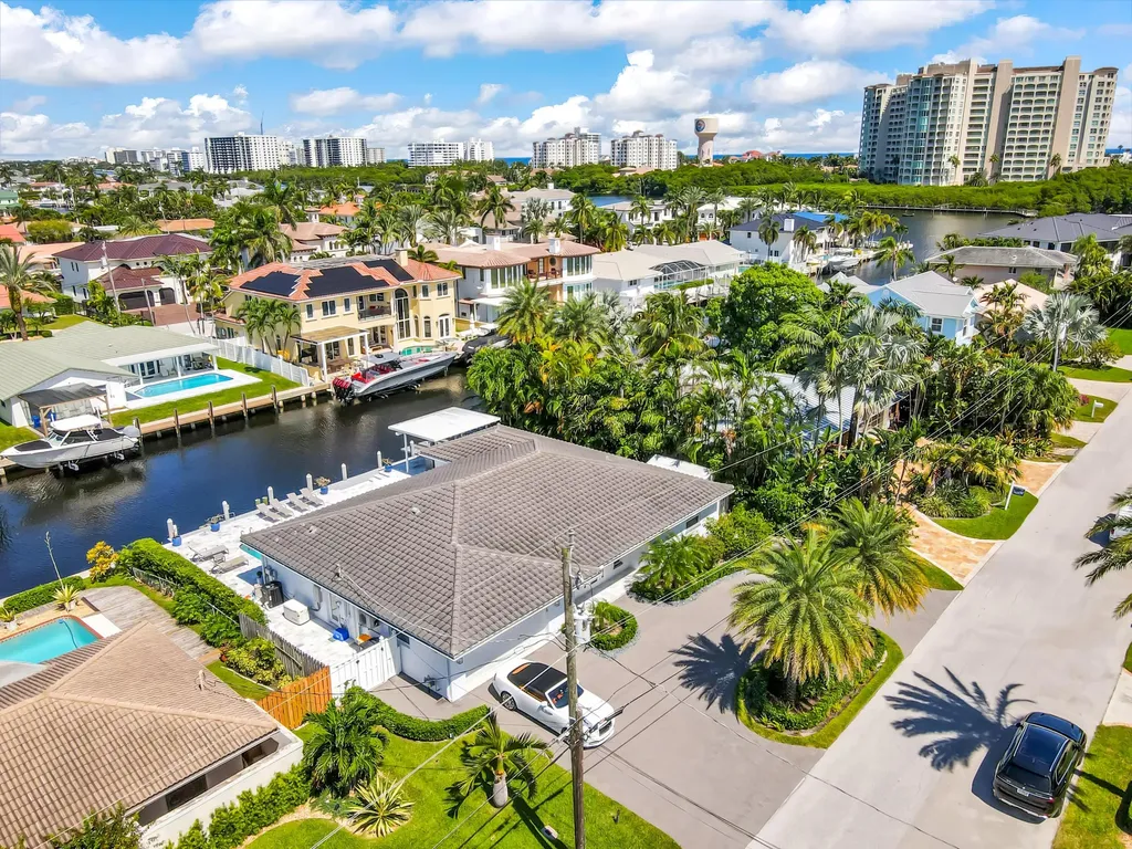 831 Dover Street Boca Raton FL 33487