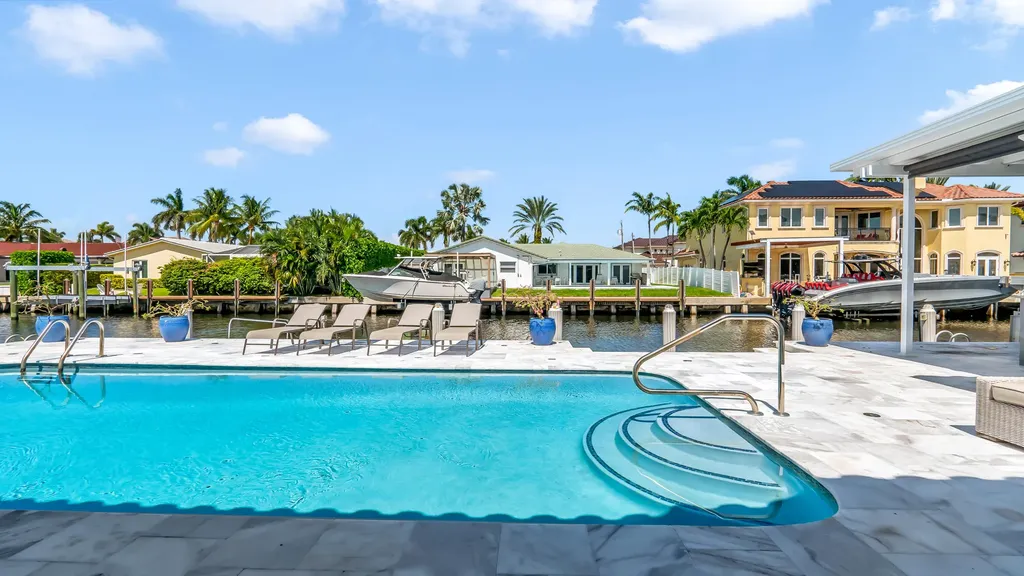 831 Dover Street Boca Raton FL 33487