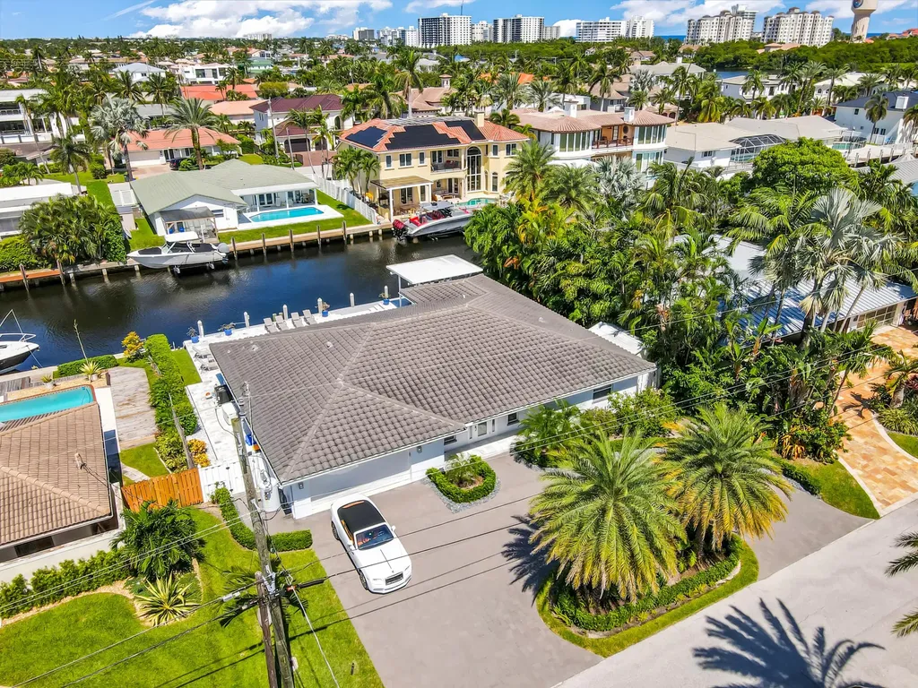 831 Dover Street Boca Raton FL 33487