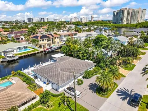 831 Dover Street Boca Raton FL 33487