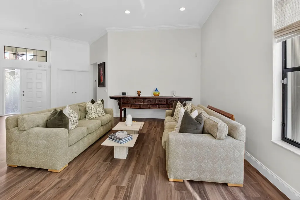 2437 NW 64th Street Boca Raton FL 33496