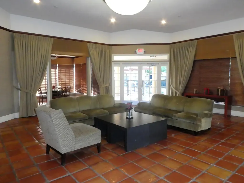 9022 W Atlantic Boulevard Coral Springs FL 33071