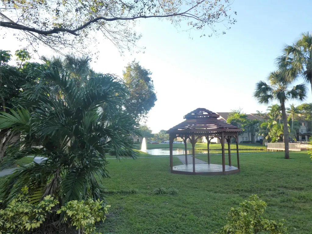 9022 W Atlantic Boulevard Coral Springs FL 33071