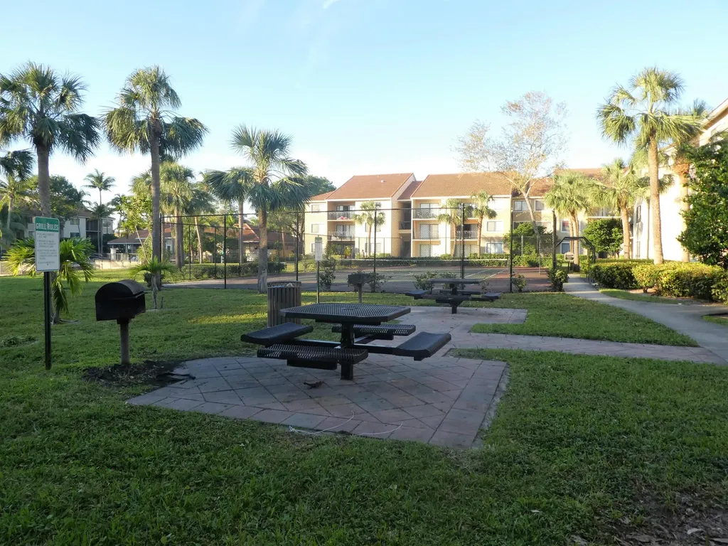 9022 W Atlantic Boulevard Coral Springs FL 33071