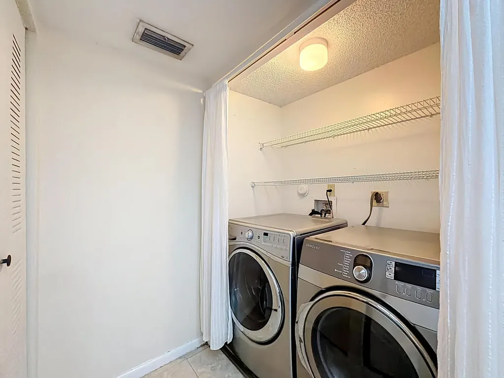 9022 W Atlantic Boulevard Coral Springs FL 33071