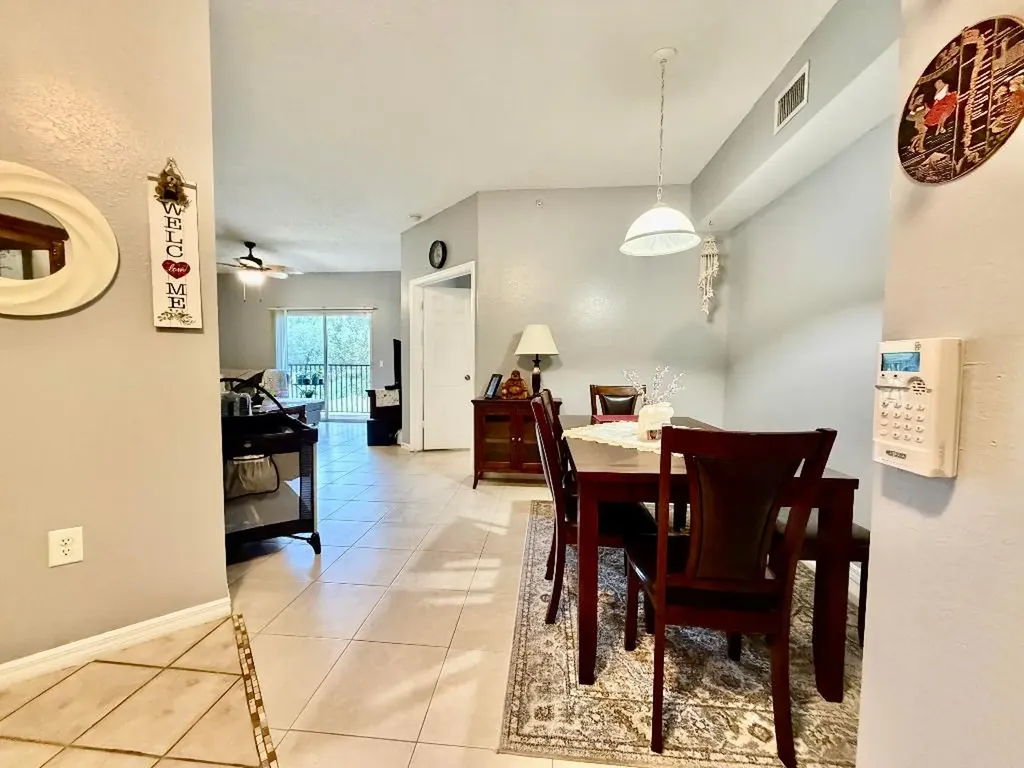 330 Crestwood Circle N Royal Palm Beach FL 33411