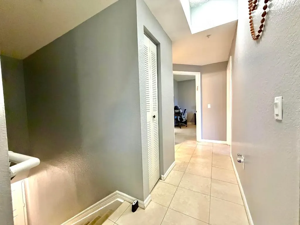 330 Crestwood Circle N Royal Palm Beach FL 33411
