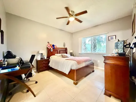 330 Crestwood Circle N Royal Palm Beach FL 33411