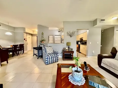 330 Crestwood Circle N Royal Palm Beach FL 33411