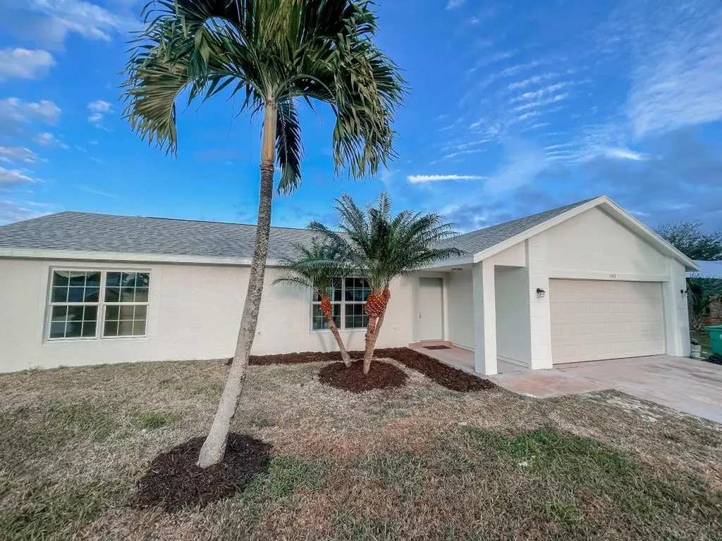 1901 SW Mcallister Lane Port St Lucie FL 34953