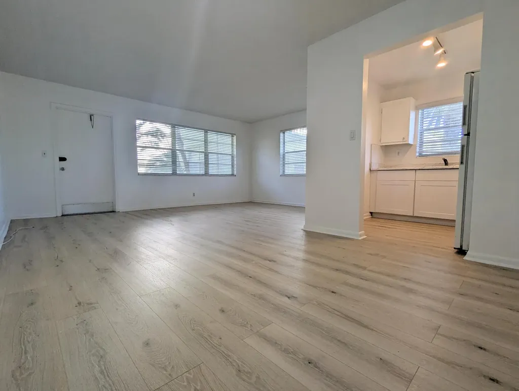 353 Sheffield O West Palm Beach FL 33417
