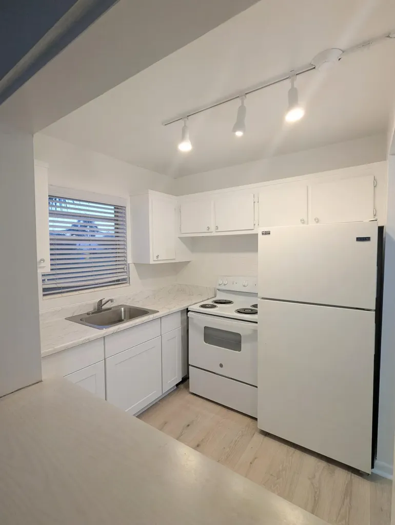 353 Sheffield O West Palm Beach FL 33417