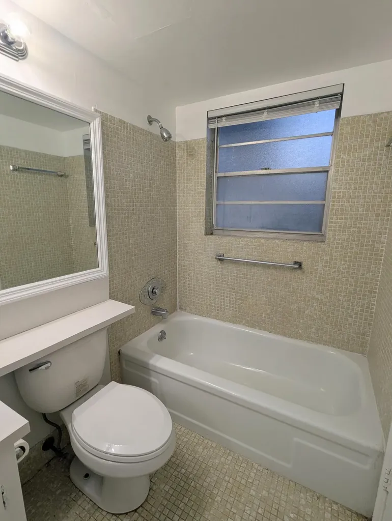 353 Sheffield O West Palm Beach FL 33417