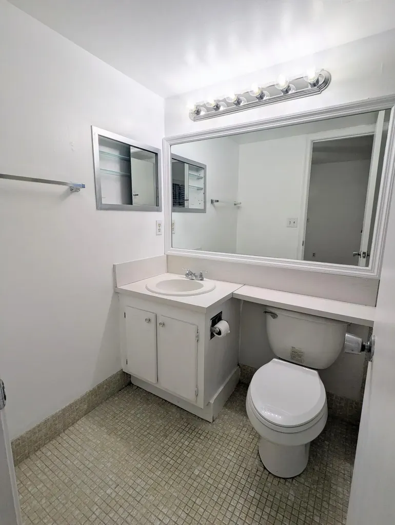 353 Sheffield O West Palm Beach FL 33417