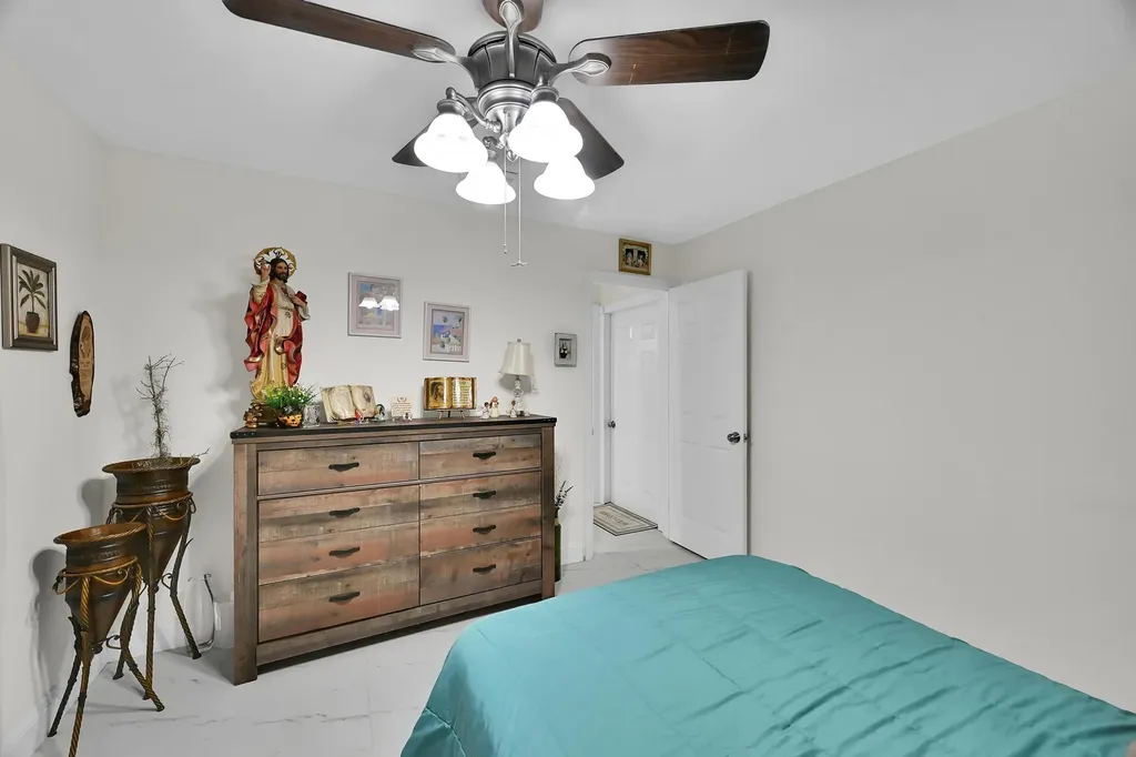 2404 Dade Road Fort Pierce FL 34982