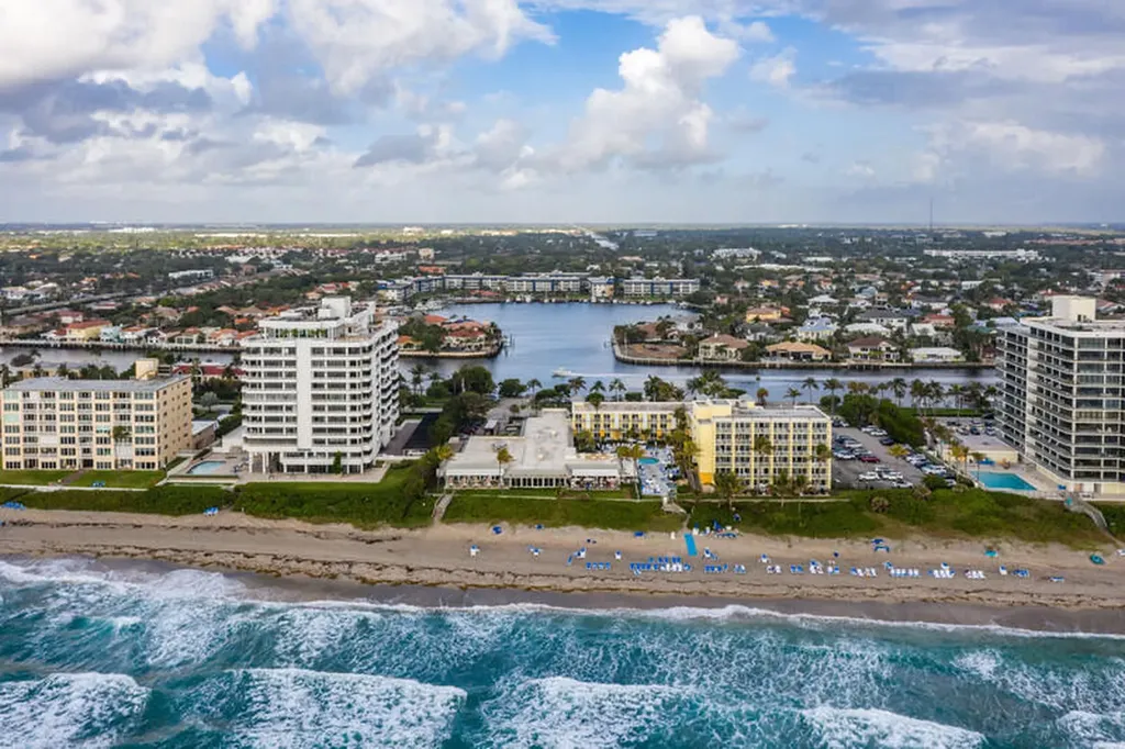 3401 Spanish Trail Delray Beach FL 33483