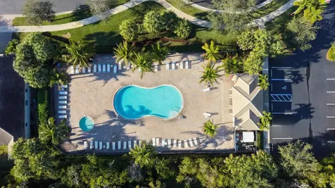 6143 SE Crooked Oak Avenue Hobe Sound FL 33455