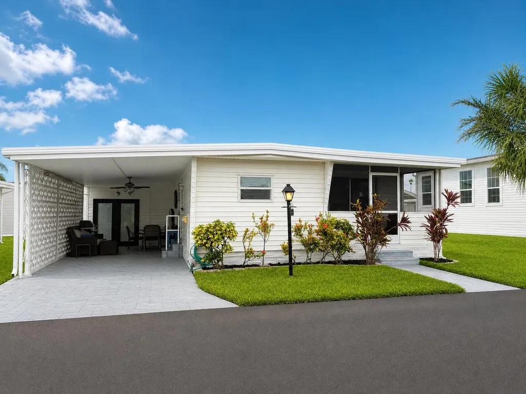 3225 South Street Hollywood FL 33021