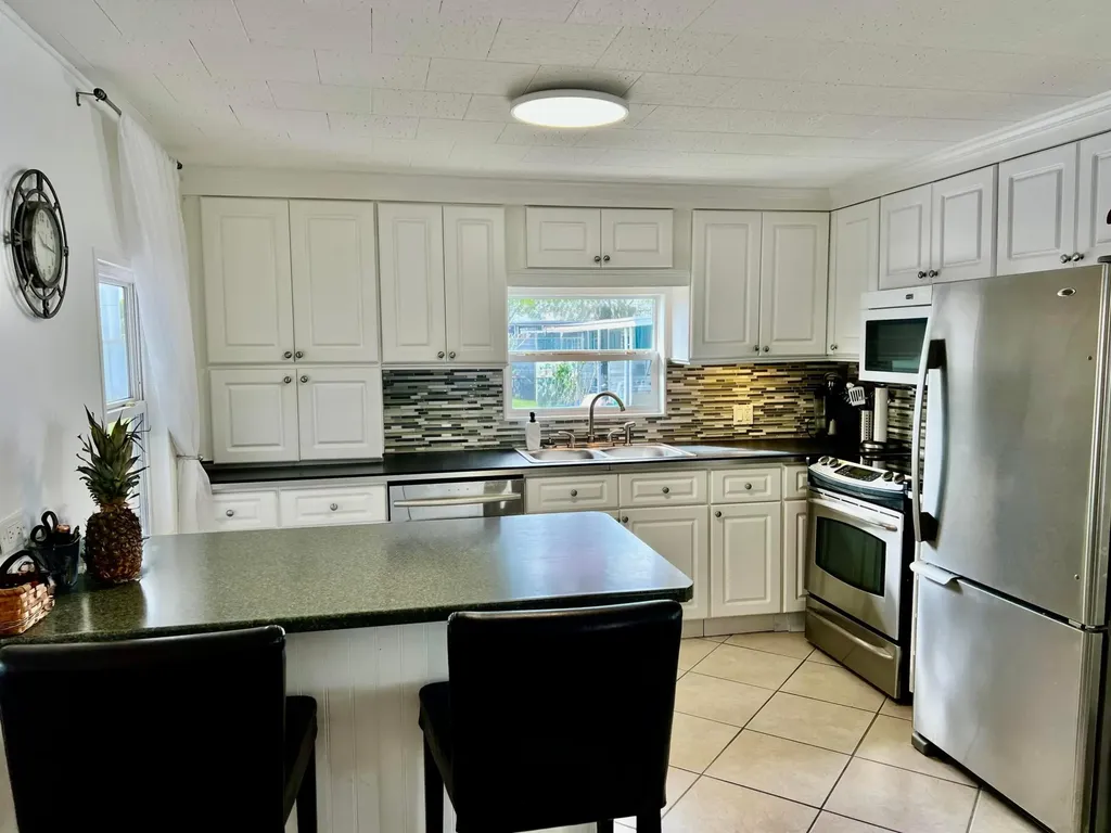 3225 South Street Hollywood FL 33021