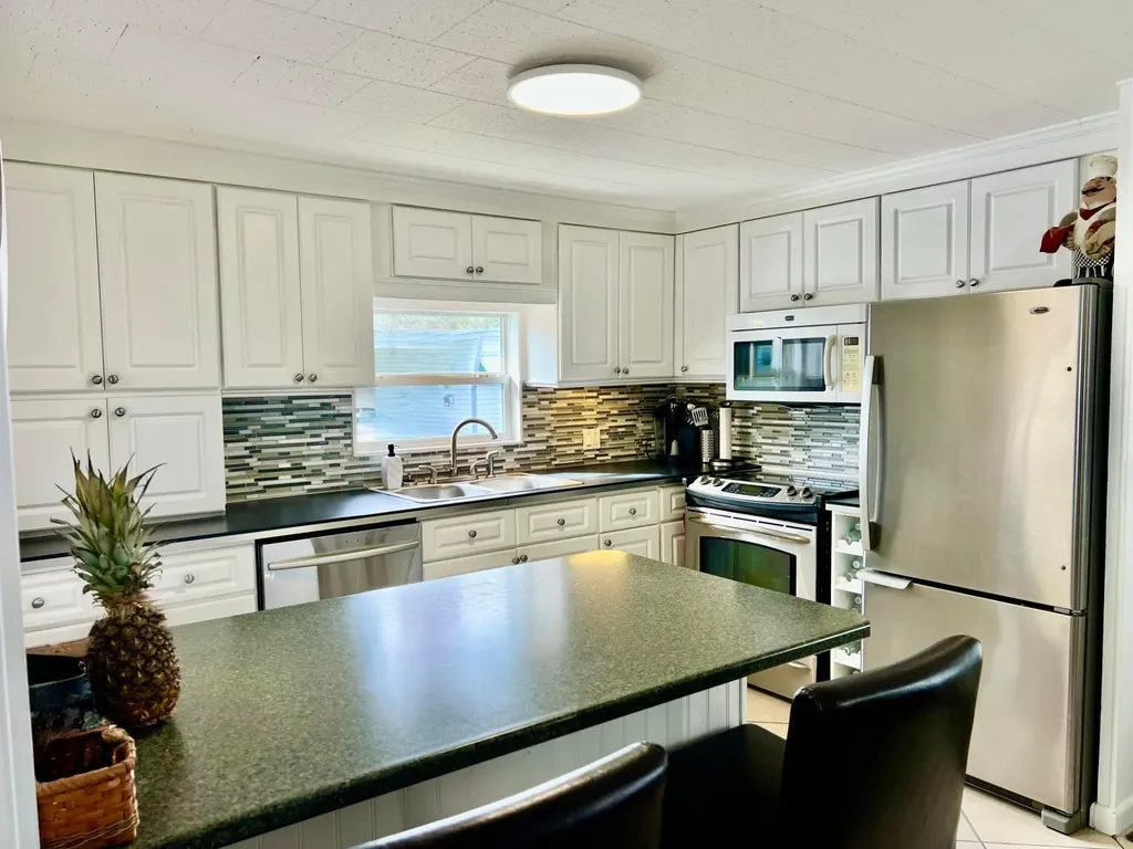 3225 South Street Hollywood FL 33021