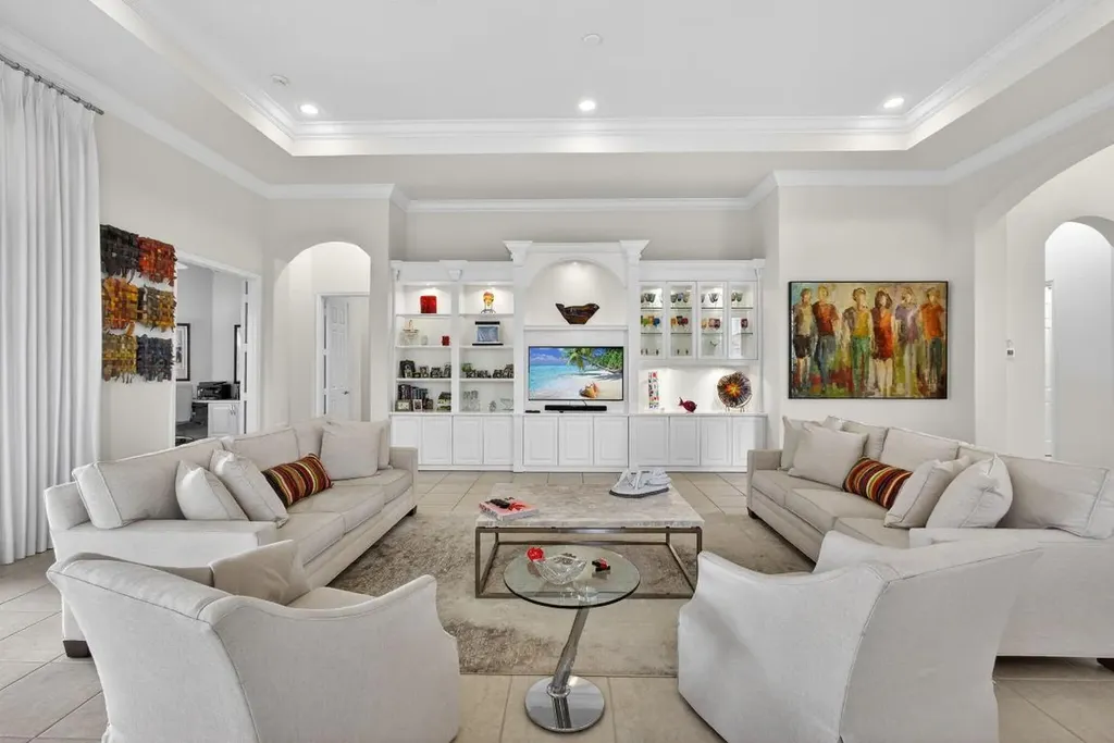 502 Via Toledo Palm Beach Gardens FL 33418