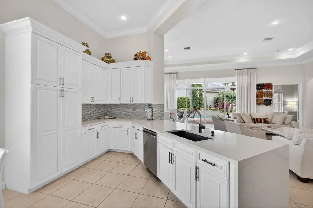 502 Via Toledo Palm Beach Gardens FL 33418