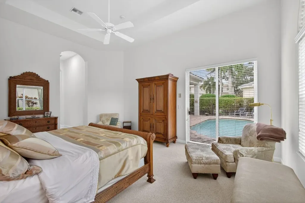 502 Via Toledo Palm Beach Gardens FL 33418