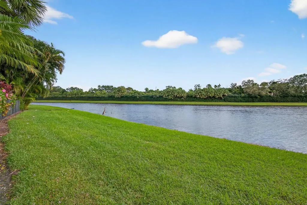 502 Via Toledo Palm Beach Gardens FL 33418