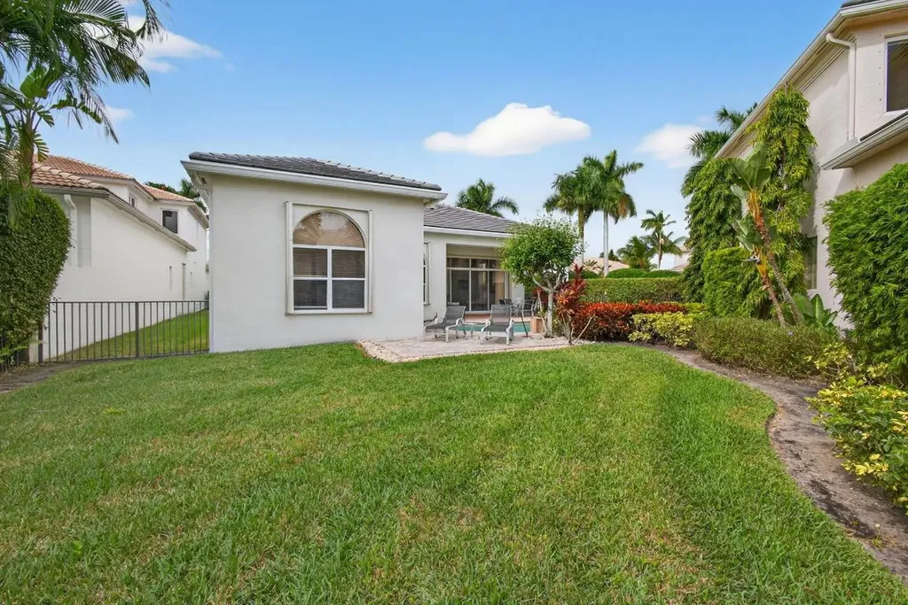502 Via Toledo Palm Beach Gardens FL 33418