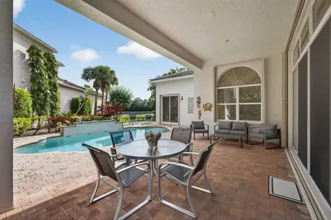 502 Via Toledo Palm Beach Gardens FL 33418