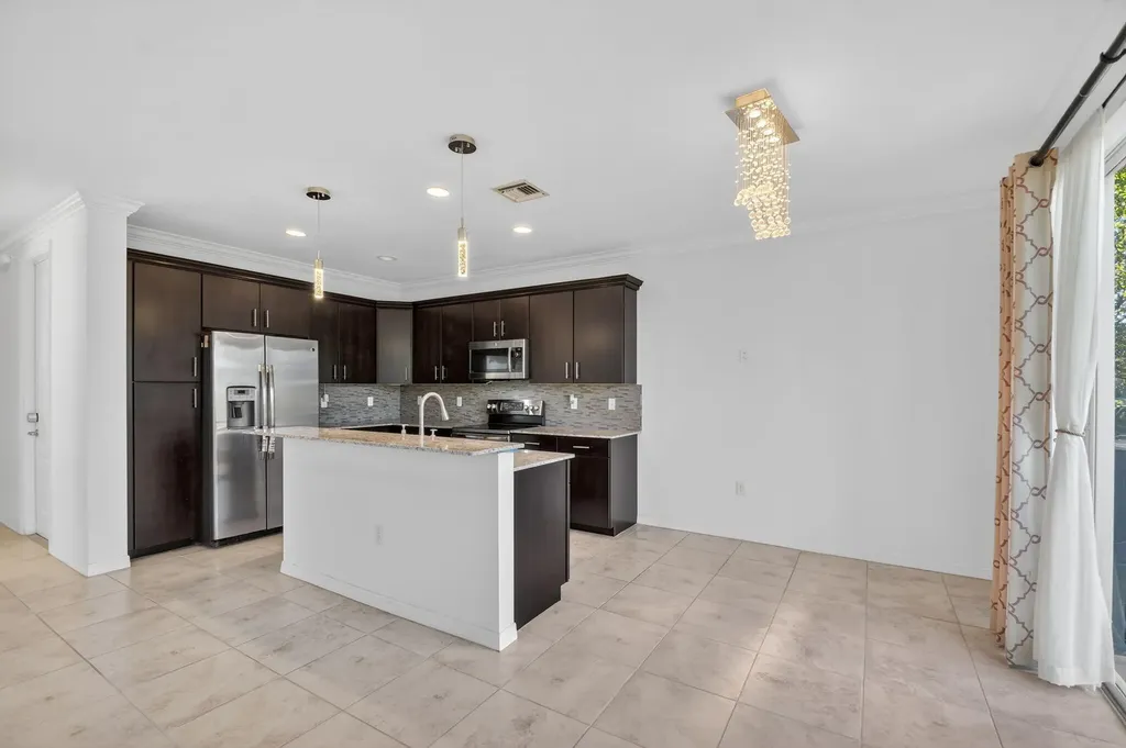 4545 Tara Cove Way West Palm Beach FL 33417