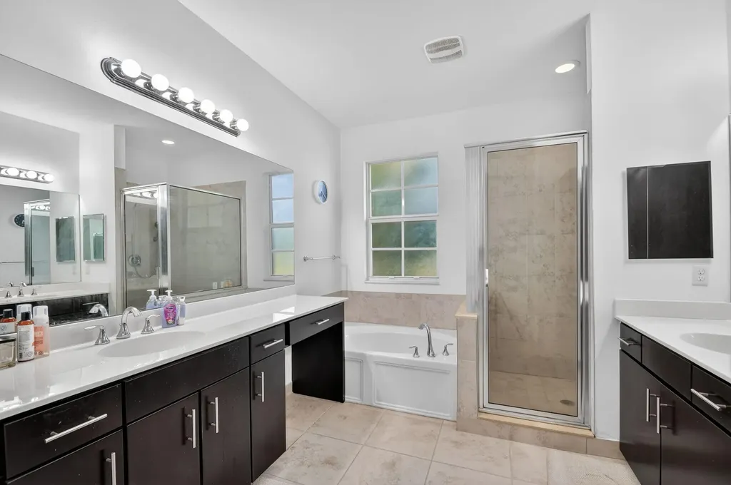 4545 Tara Cove Way West Palm Beach FL 33417
