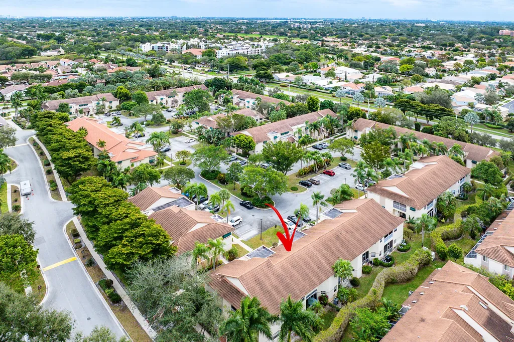 6626 Via Regina Boca Raton FL 33433