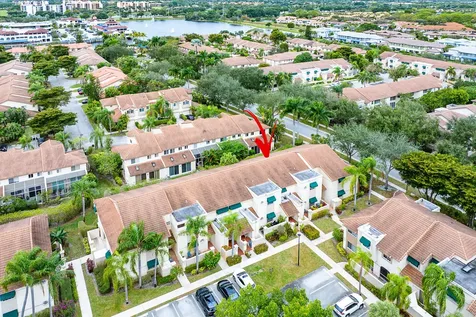 6626 Via Regina Boca Raton FL 33433