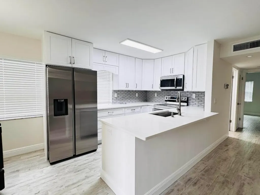 293 Flanders G Delray Beach FL 33484