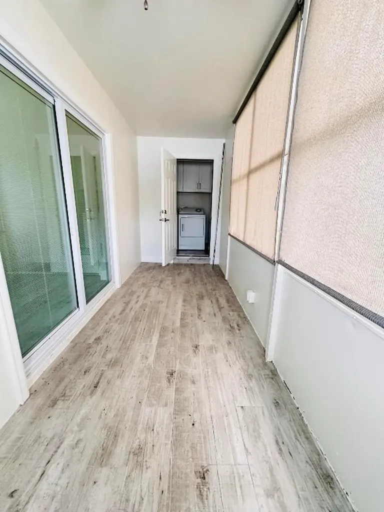 293 Flanders G Delray Beach FL 33484