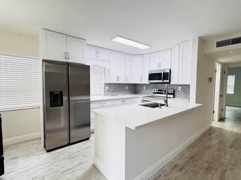 293 Flanders G Delray Beach FL 33484