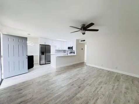 293 Flanders G Delray Beach FL 33484