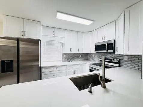 293 Flanders G Delray Beach FL 33484