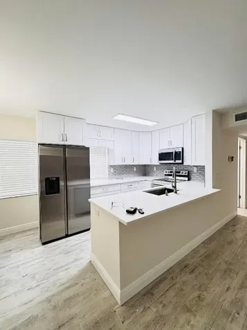 293 Flanders G Delray Beach FL 33484