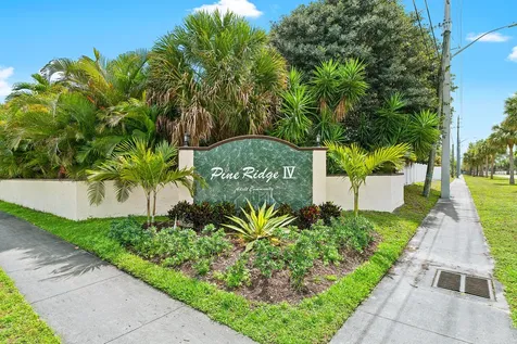 5991 Whispering Pine Way Greenacres FL 33463