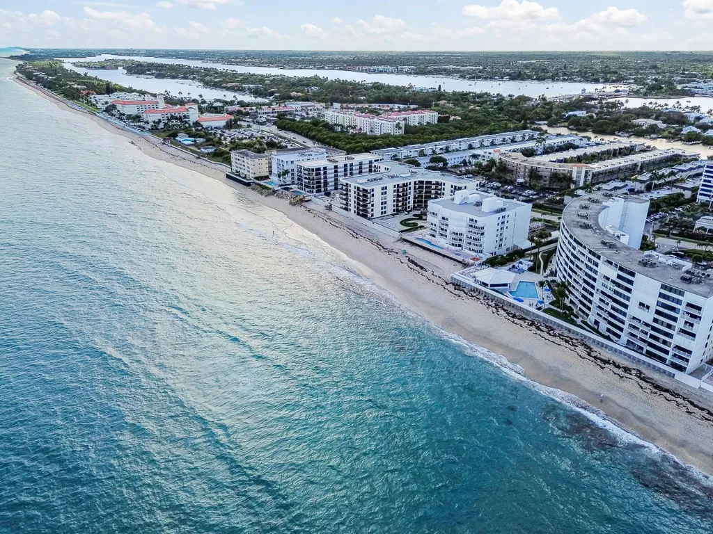 3605 S Ocean Boulevard South Palm Beach FL 33480