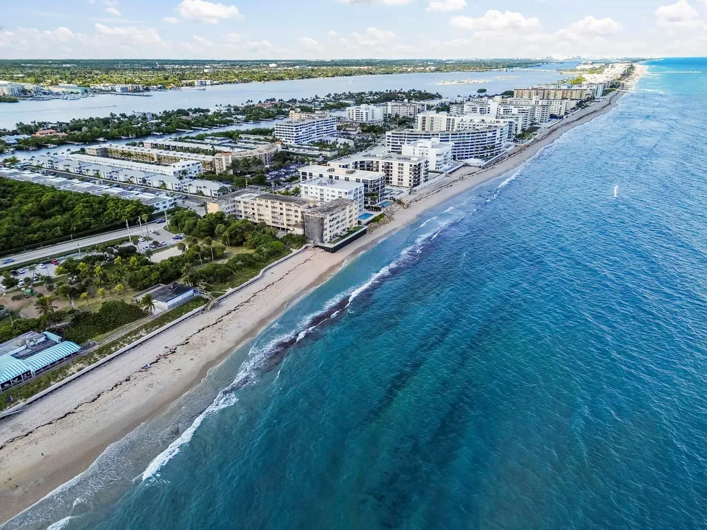 3605 S Ocean Boulevard South Palm Beach FL 33480