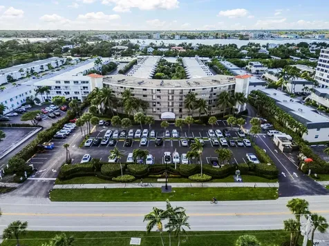 3605 S Ocean Boulevard South Palm Beach FL 33480